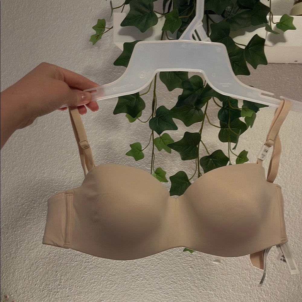 PINK Victoria's Secret Wear Everywhere Wireless Strapless Bra (with opt straps)